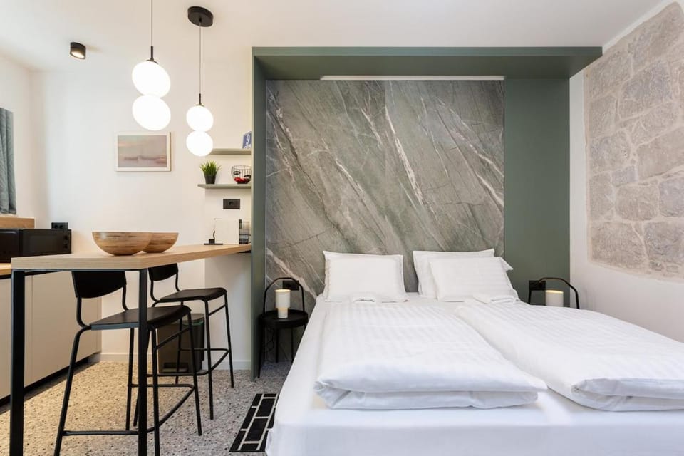 LAVIE STUDIO New Modern and Central studio Apartment in Split