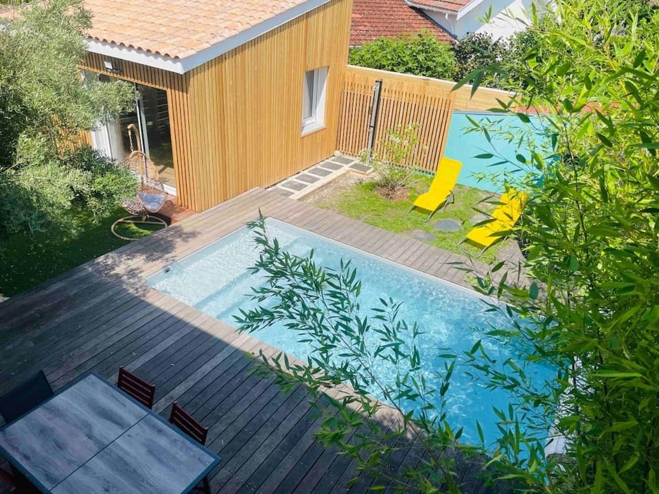 Villa Rafael piscine Fun et Calm Pessac Villa in Gradignan