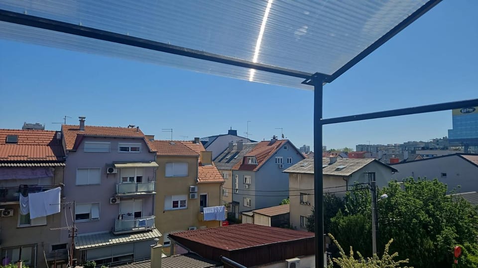 Purple Whisper 1-BDR Designer Apt, 2 Beds, Balcony Apartment in City of Zagreb