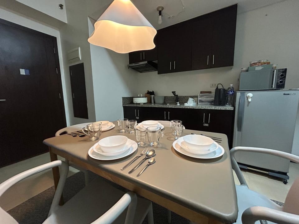 San Lorenzo Place by MG Holiday Home Apartment in Pasay