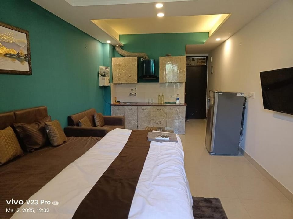 Hillside Bliss Retreat Apartment in Dehradun