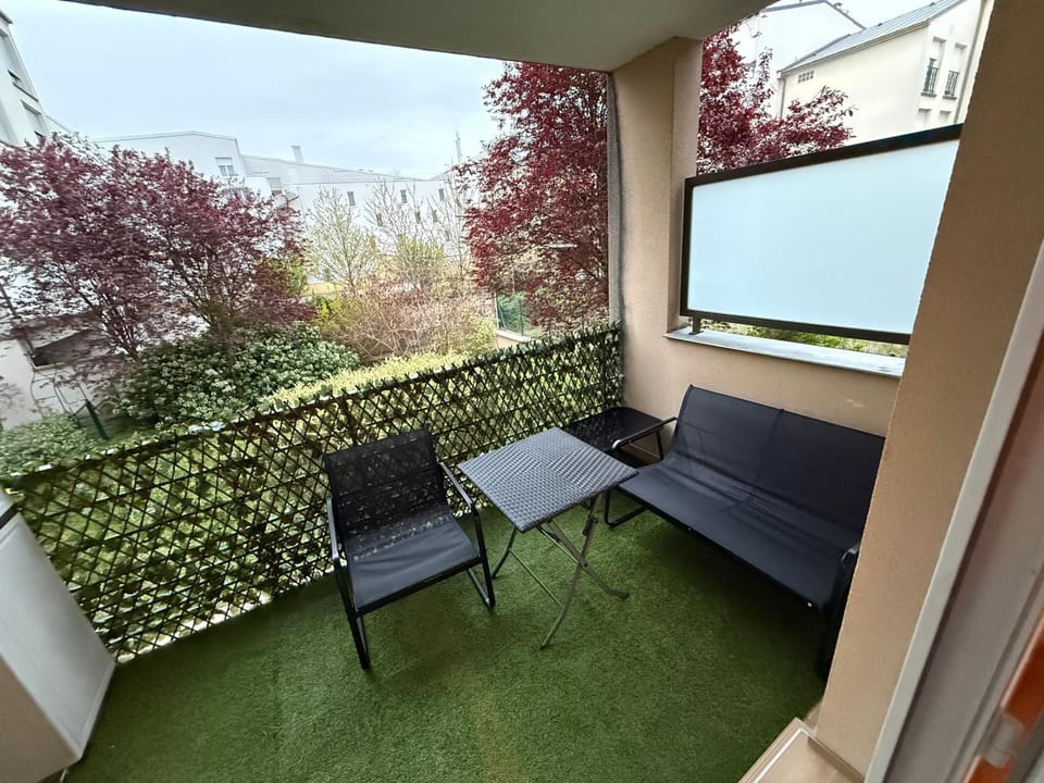 Appartement confort Villepinte gare de vert galant Apartment in Île-de-France