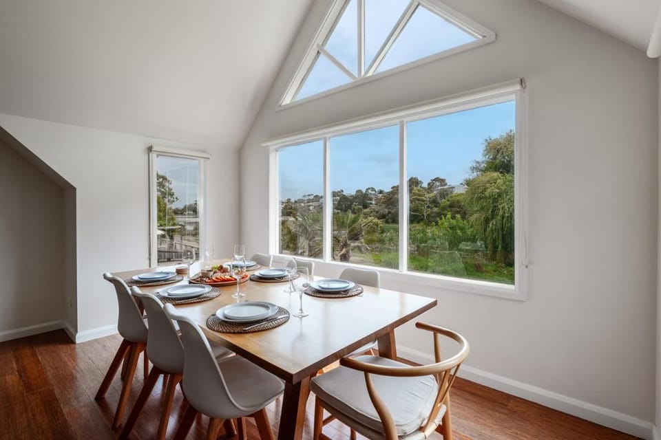 Kalinga Coastal Haven House in Ocean Grove