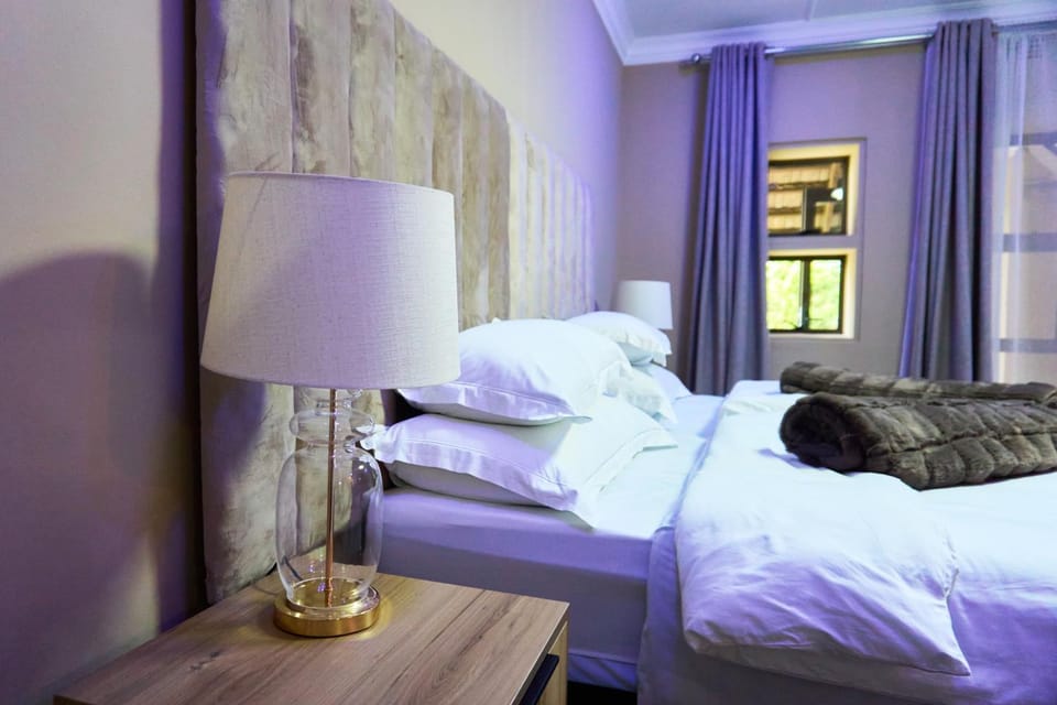 Long Island Guest House & Conference Bed and Breakfast in Sandton