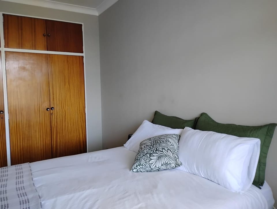 Bedroom, wardrobe
