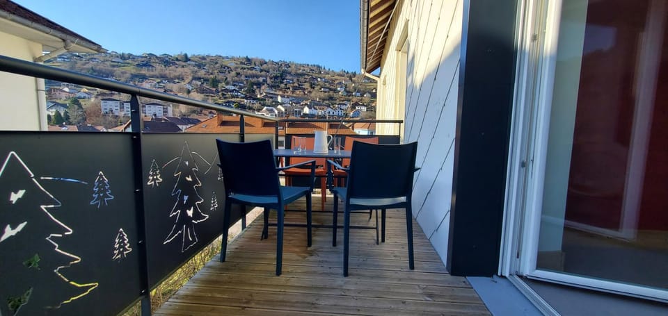 Natural landscape, View (from property/room), Balcony/Terrace, Mountain view