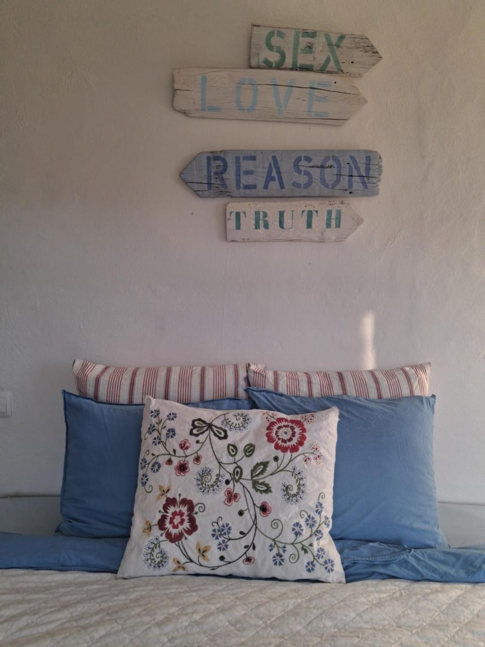 Studio in Finca Molino in Almayate with Pool, Sea Views, Family Touch & Dog Madness Apartment in Axarquía