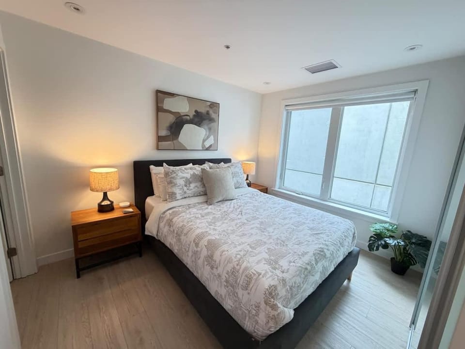 Spotless 1 BR in North End HFX with 6 appliances Apartment in Dartmouth
