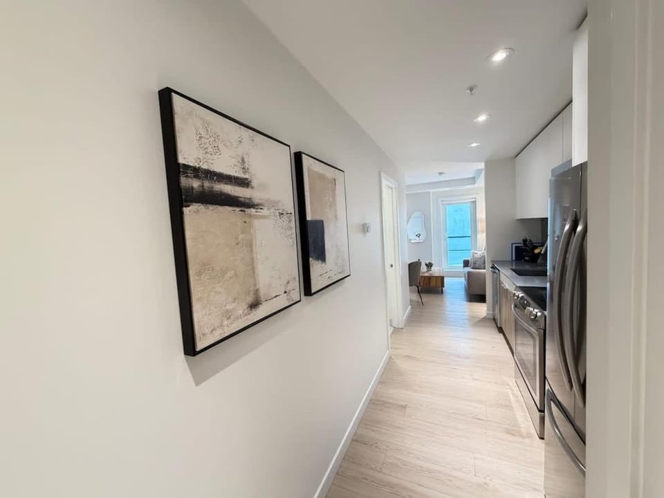 Cute & Cozy 1 BR in HFX with 6 appliances & gym Apartment in Dartmouth
