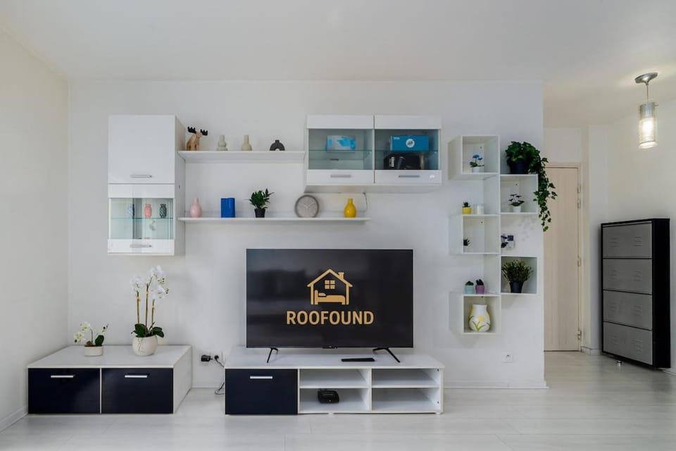 Appartement avec chambre HomeCinema - Parking&Terrase proche Paris Apartment in Pantin