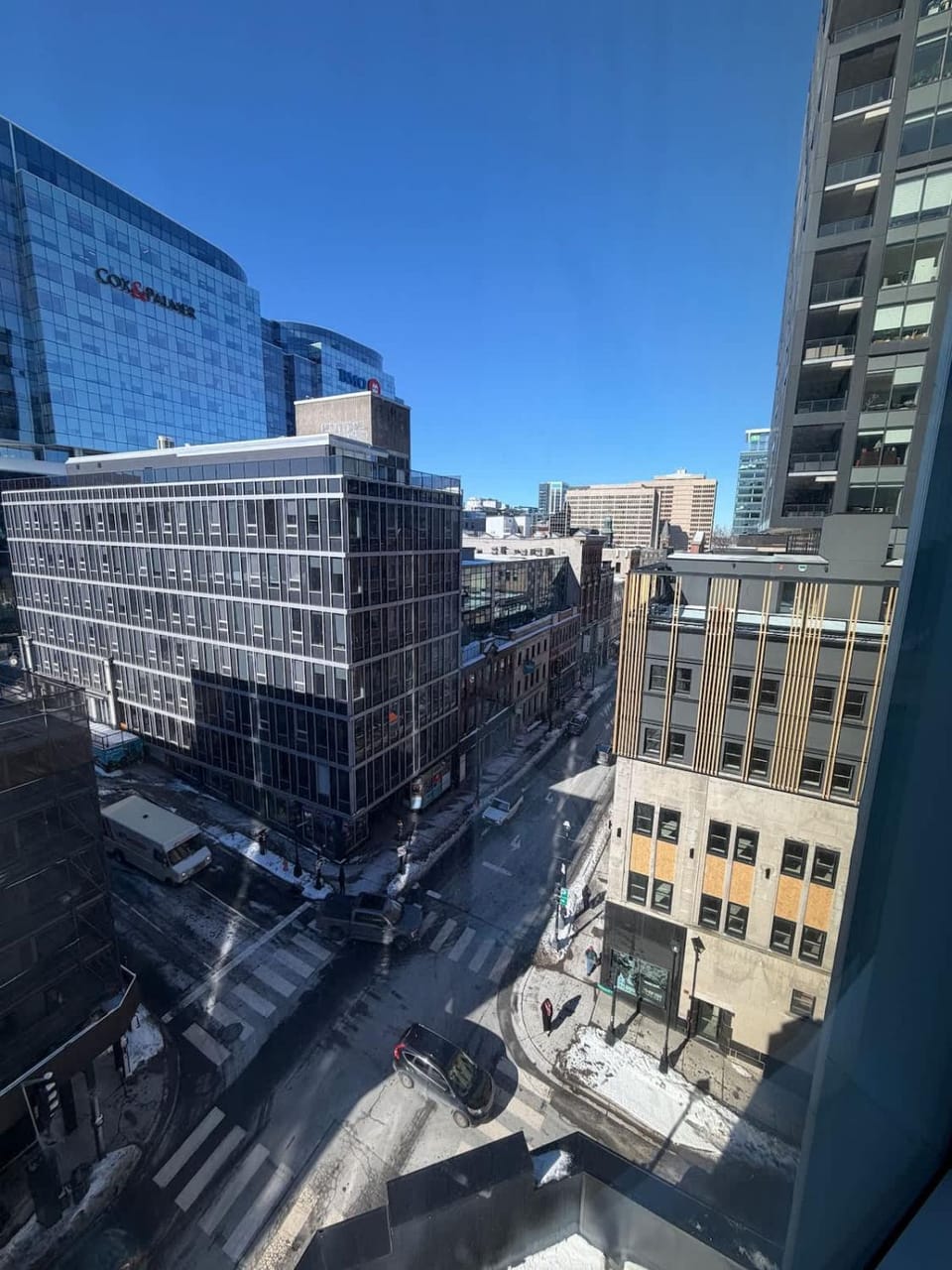 Downtown waterfront 2 BR and 2 Bath with 6 appliances Apartment in Dartmouth