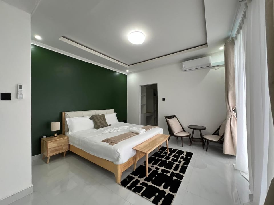 Bed, Bedroom, air conditioner