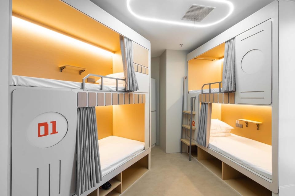 Photo of the whole room, Bedroom, bunk bed