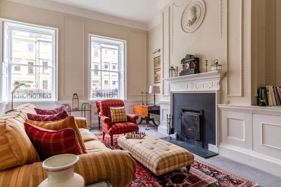 Catharine Place - Elegant Central 1-Bed Gem with Private Garden Apartment in Bath