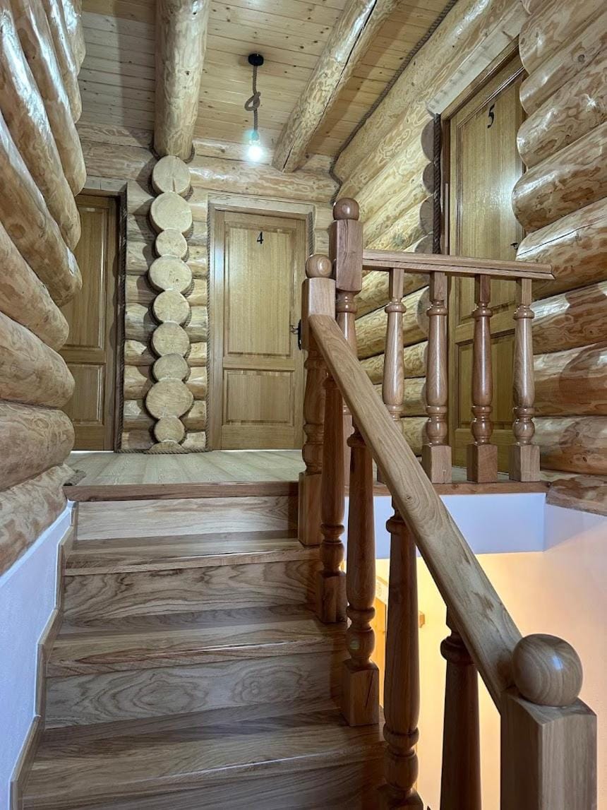 Pensiunea Sub Ursoi Bed and Breakfast in Romania