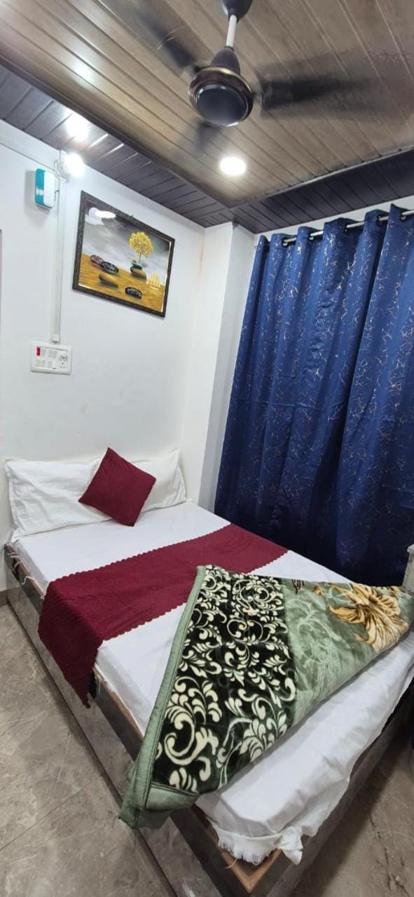 Vishwanath guest house Apartment in Varanasi