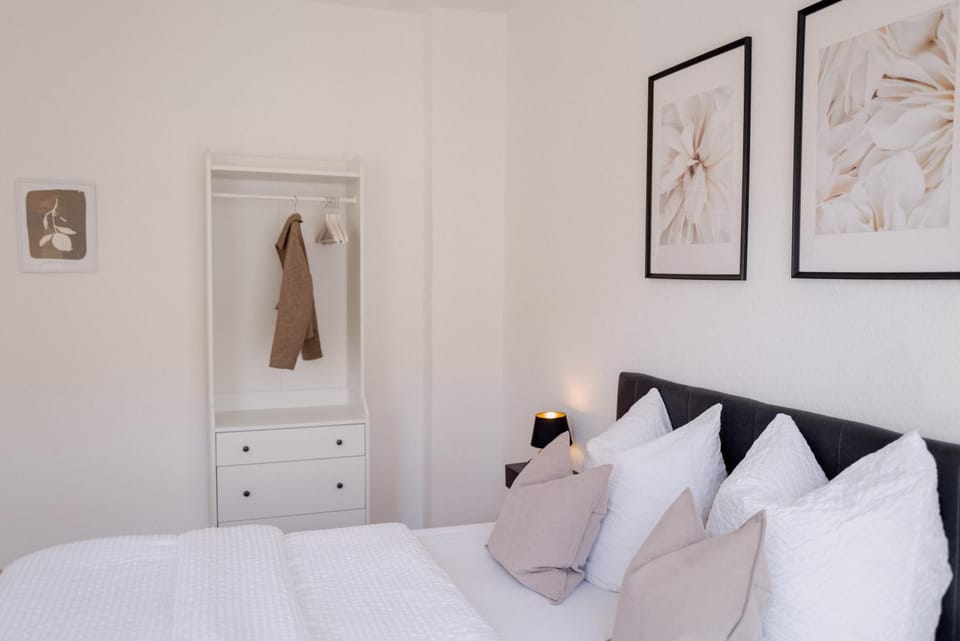 NEU - Innenstadtsuite für 4 mit Parkplatz Apartment in Schwerin