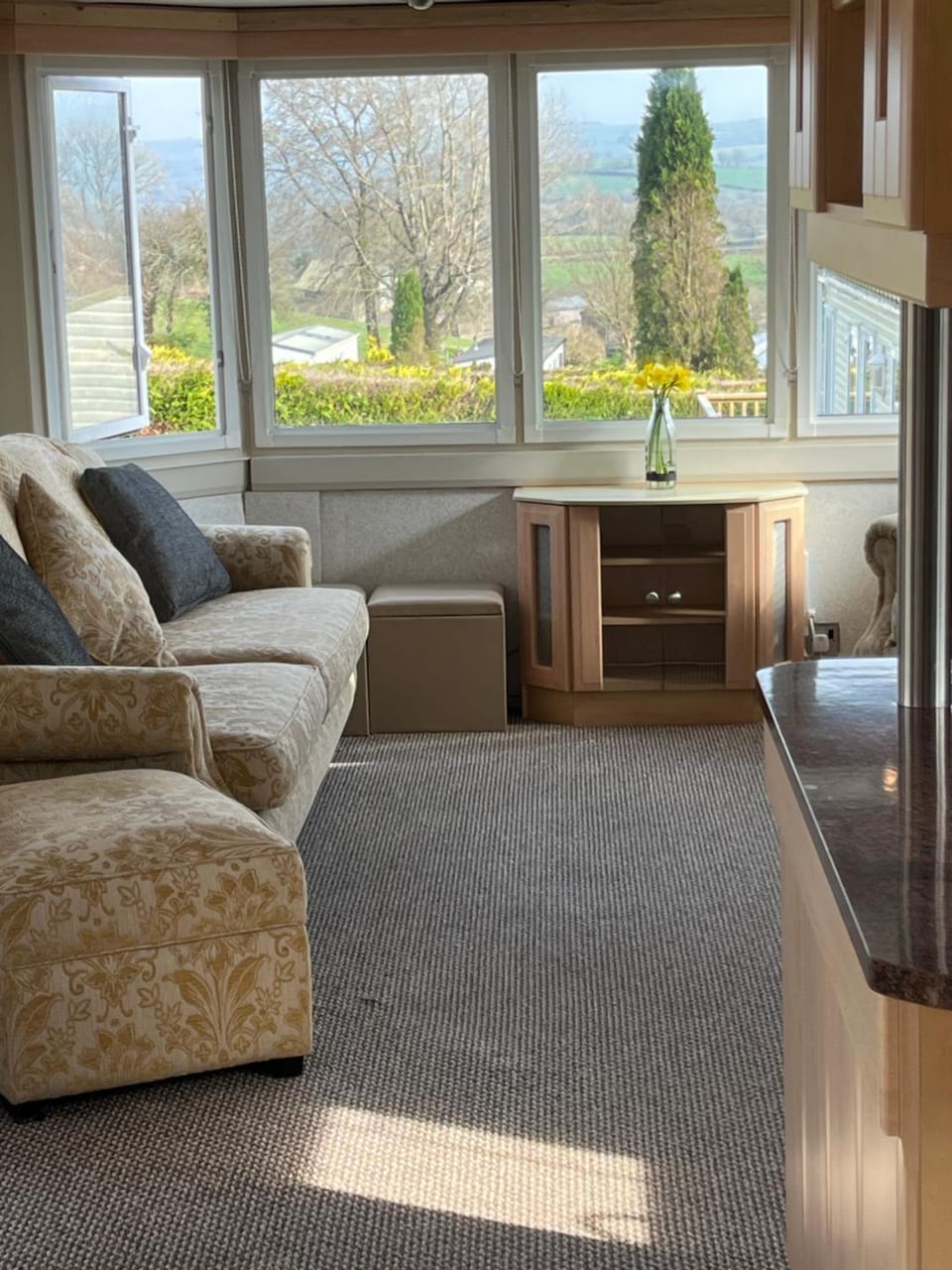Modest static caravan Pool and views Narberth House in Narberth