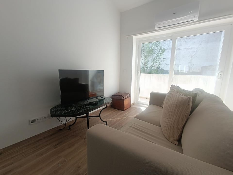 Tomarhousing - City Centre Apartment in Santarém District, Portugal