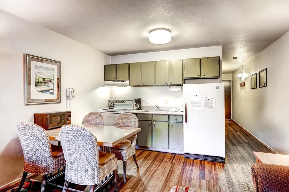 Snowcrest #107 Apartment in Park City