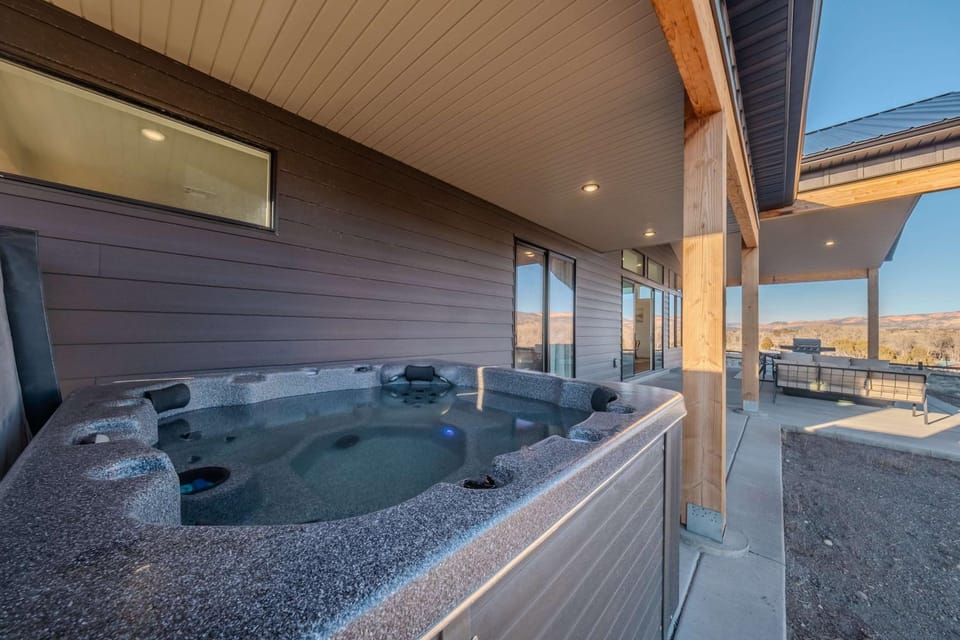 Hot Tub
