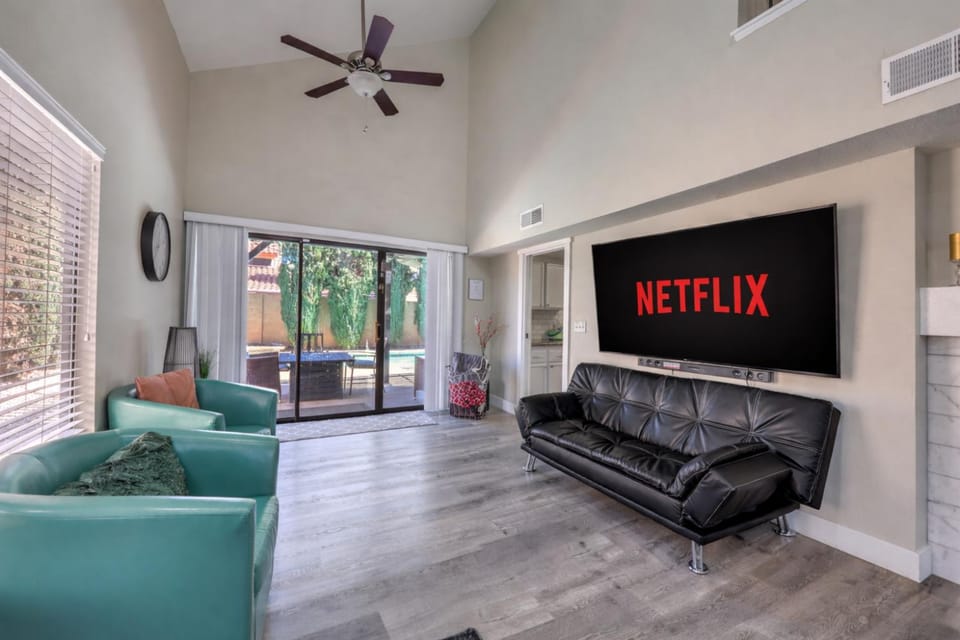 Patio, TV and multimedia, Living room, Pool view