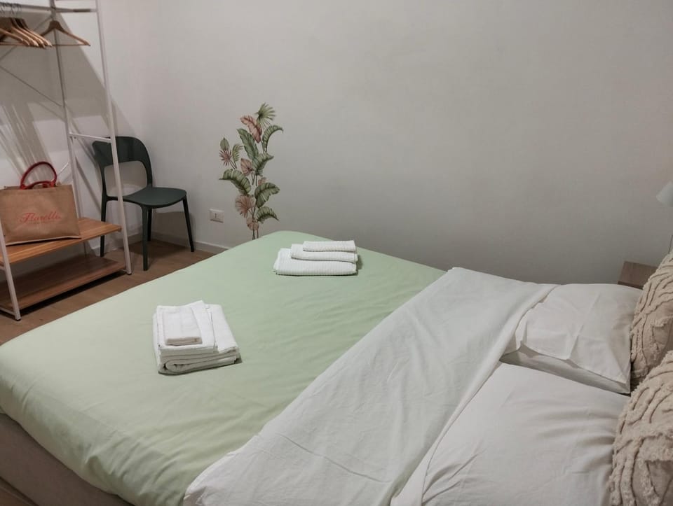 La casetta di Tommy e Vitto in pieno centro a Sanremo bilocale 4 posti letto Apartment in Sanremo