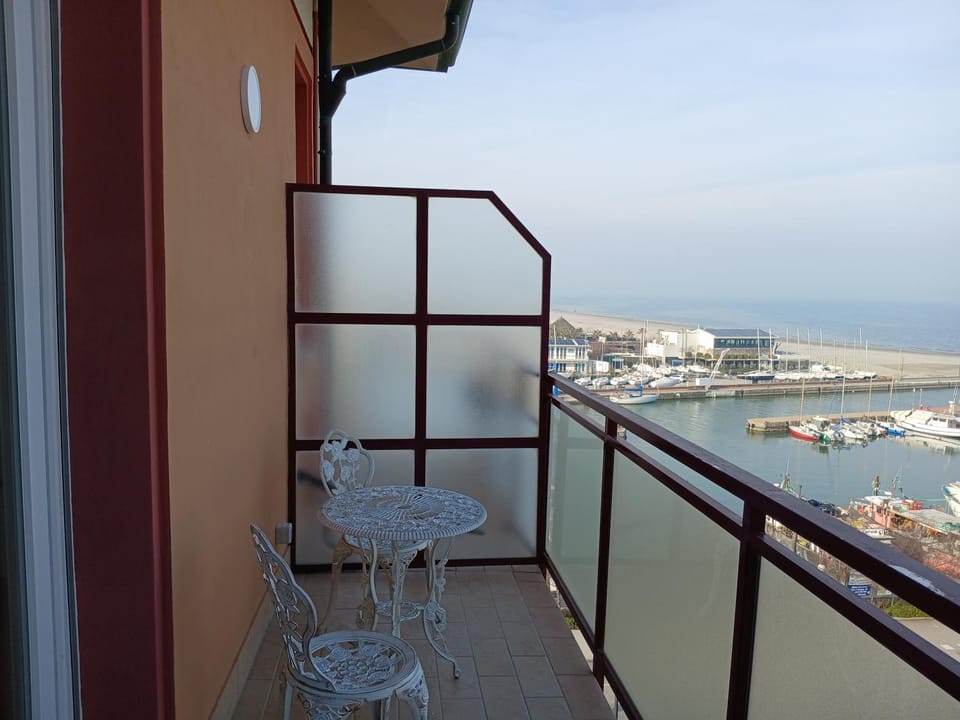 CV020 - Cervia, trilocale con meravigliosa vista mare Apartment in Cervia