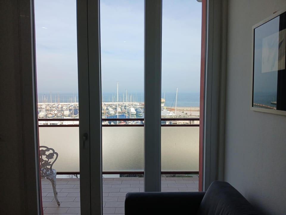 CV020 - Cervia, trilocale con meravigliosa vista mare Apartment in Cervia