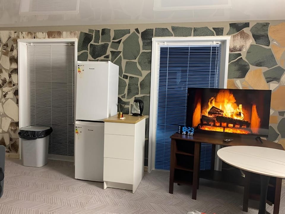 Ramus poilsis prie Vilniaus su baseinu House in Vilnius