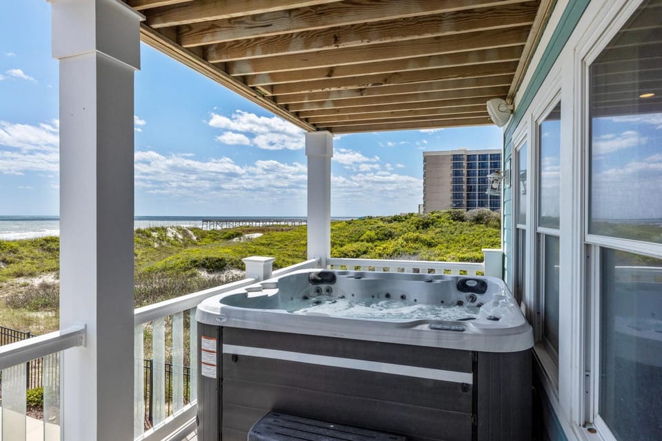 AB147 Poseidon House in Atlantic Beach