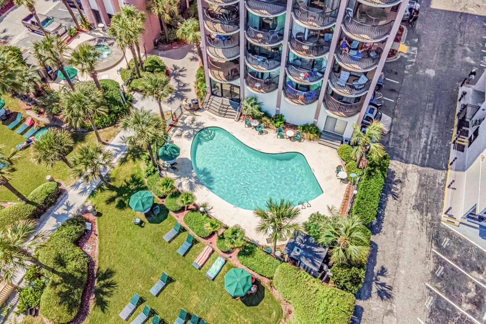 Peaceful Paradise At Palms Resort - Oceanfront House in Myrtle Beach