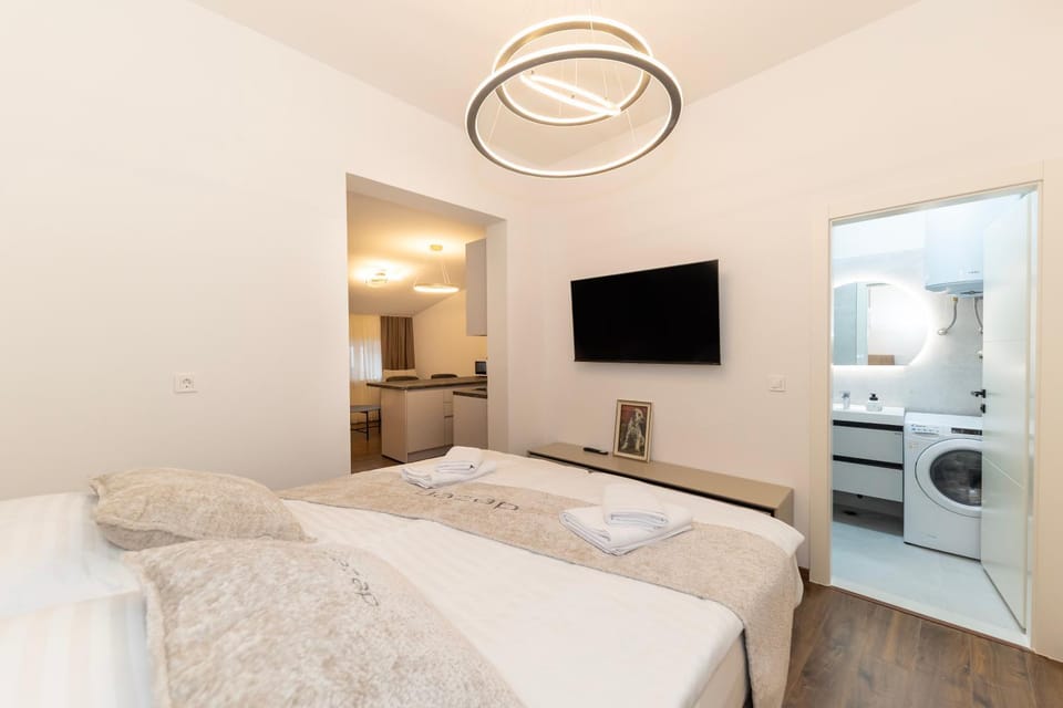 Bathroom, Bedroom