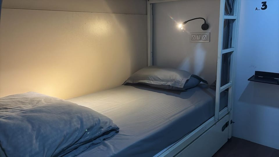 Bed, Bedroom, bunk bed