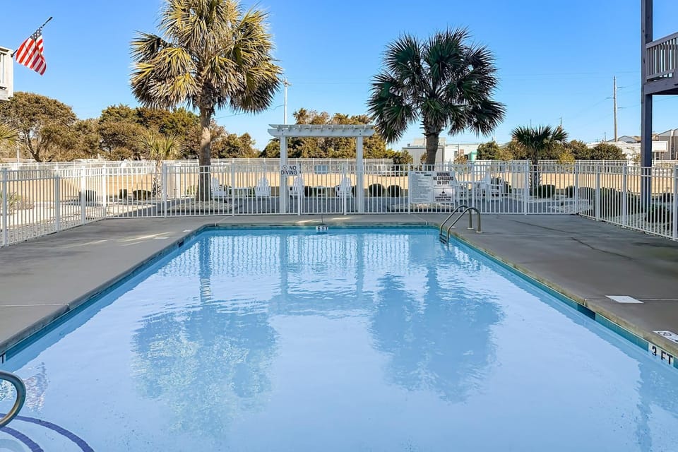 AB172 Pelican Point House in Atlantic Beach
