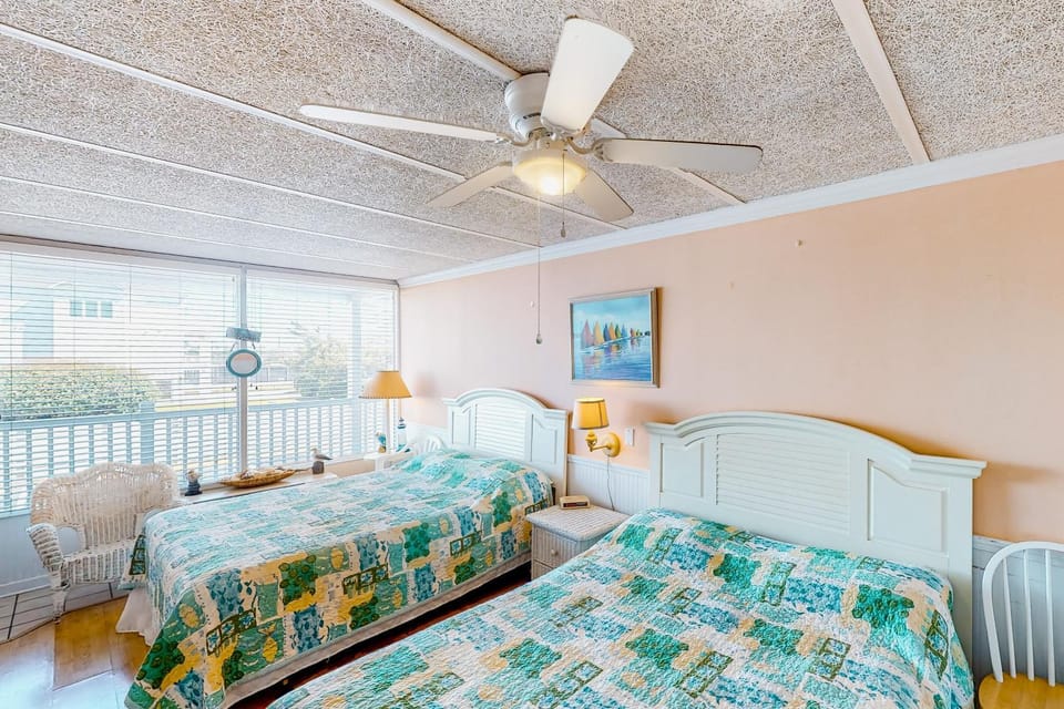 ABBS155 Shorely Suite #204 House in Atlantic Beach