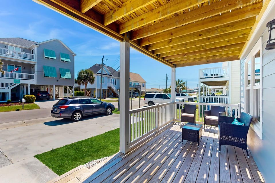 ABCT166 Bogue Banks Beauty House in Atlantic Beach