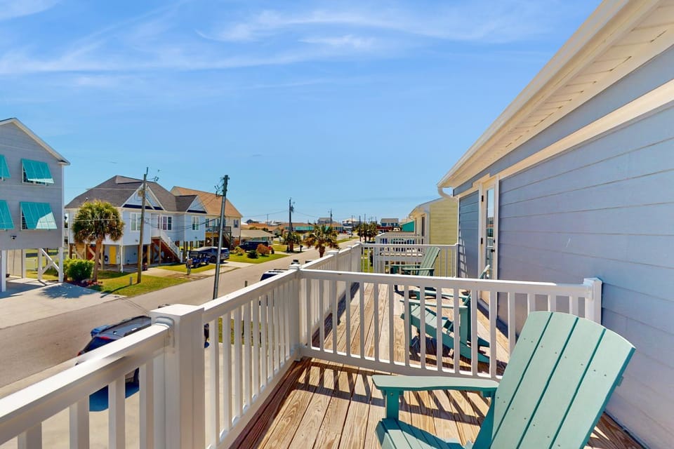 ABCT166 B Bogue Banks Beauty - Unit B House in Atlantic Beach