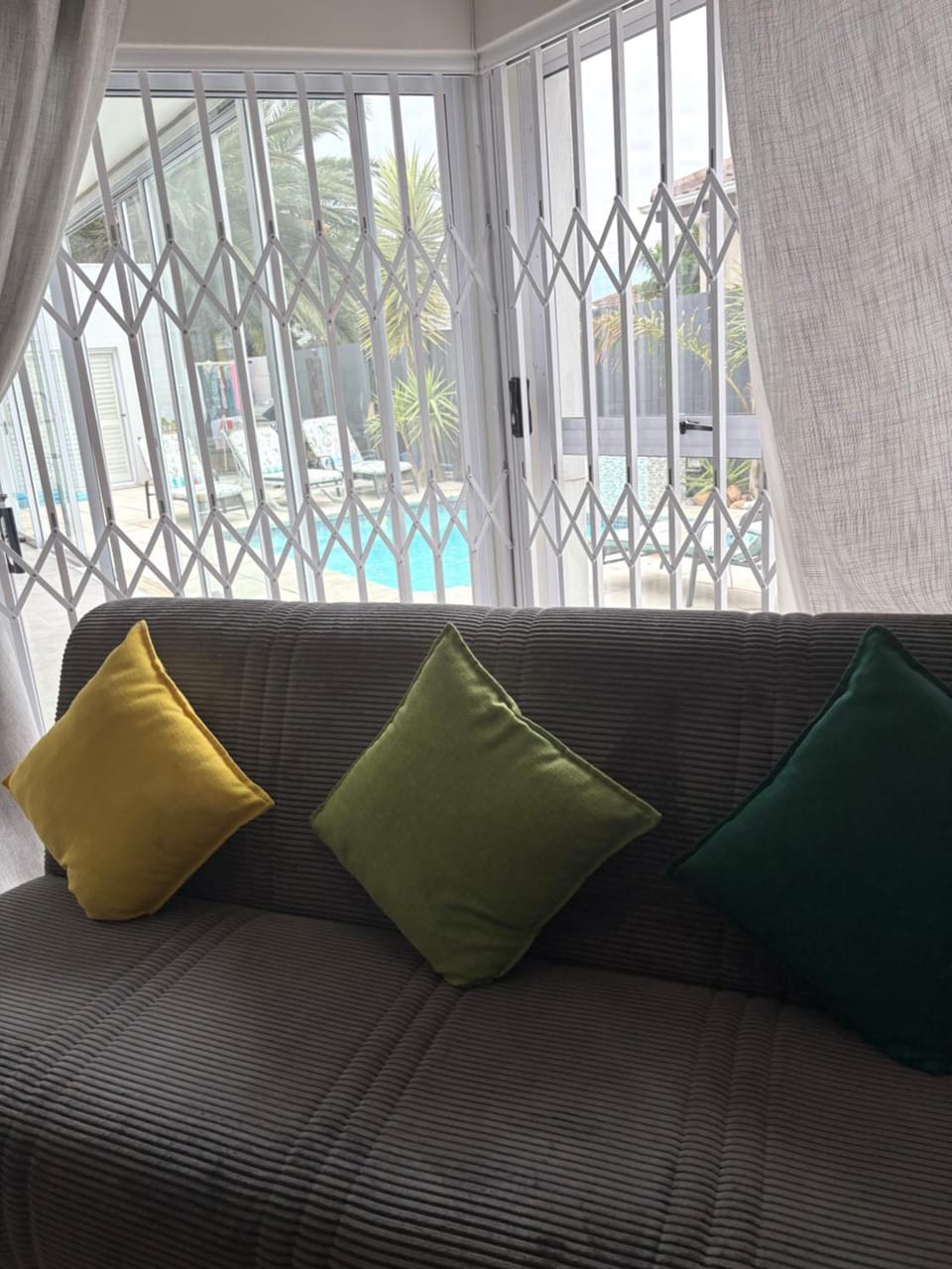 Seating area, Pool view