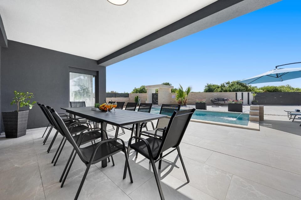 Luxury Villa Vella in Medulin, Istria by Istrabook Villa in Medulin