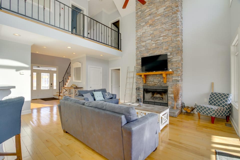 5-Acre Hideaway on Pickwick Lake: Great for Groups House in Pickwick Lake