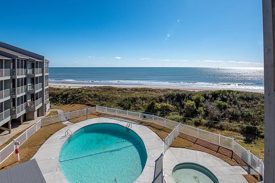 ABDV37 Dunescape Villas 210 House in Atlantic Beach