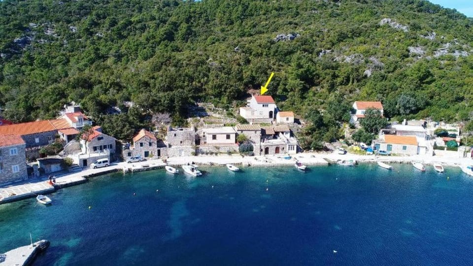 Apartmani BELIN - soba s pogledom na more Bed and Breakfast in Dubrovnik-Neretva County
