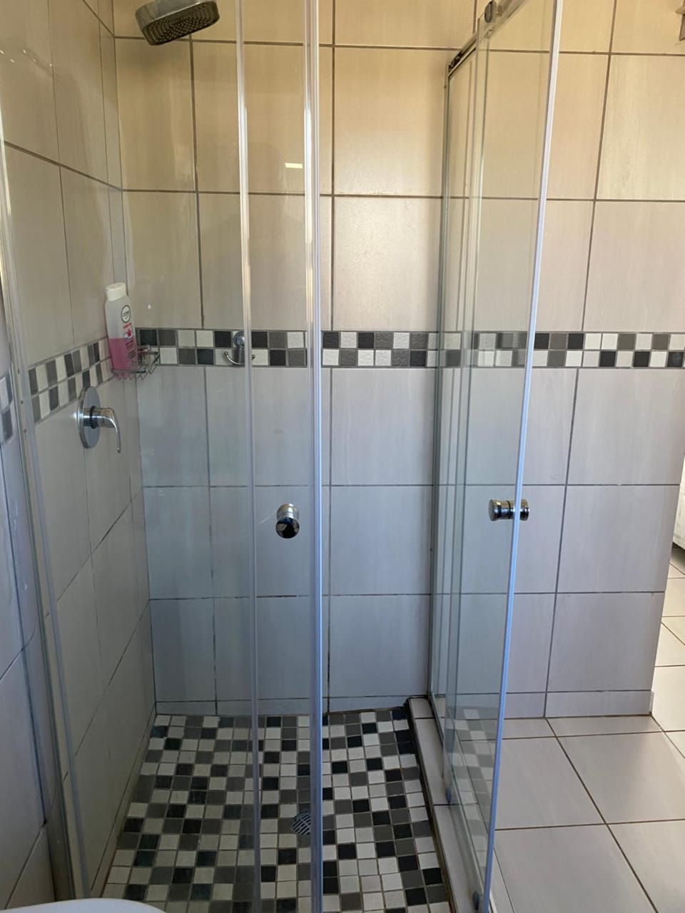 Nsuku M Guesthouse Bed and Breakfast in Gauteng