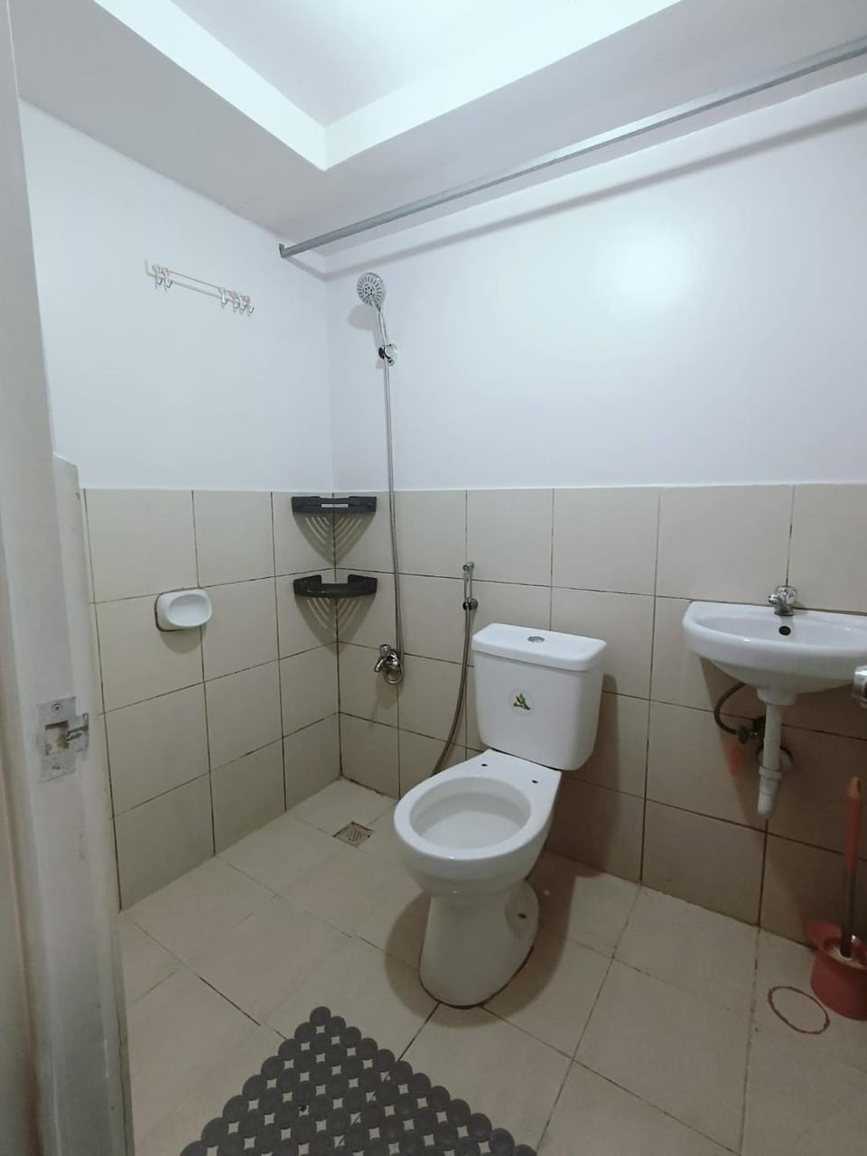 1BR Condo for Rent or Staycation Apartment in Muntinlupa