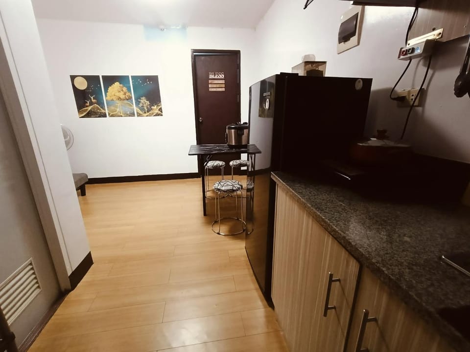 1BR Condo for Rent or Staycation Apartment in Muntinlupa