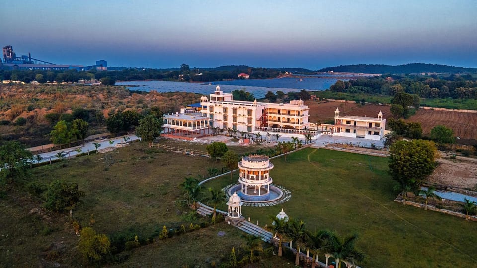 Q Luxe The Mewar Collection Udaipur Hotel in Rajasthan