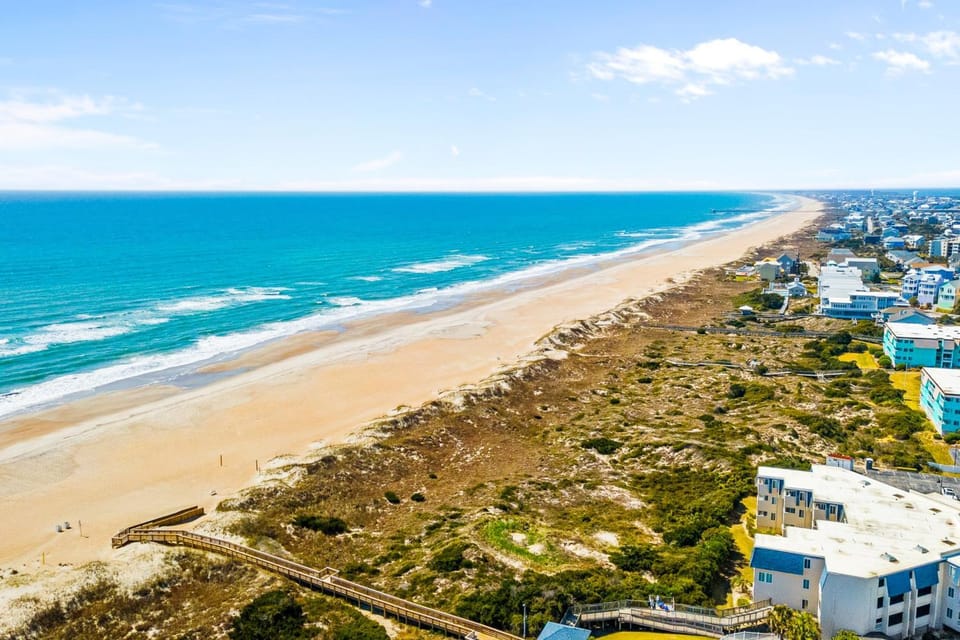 ABPR01 Polay-Polay House in Atlantic Beach