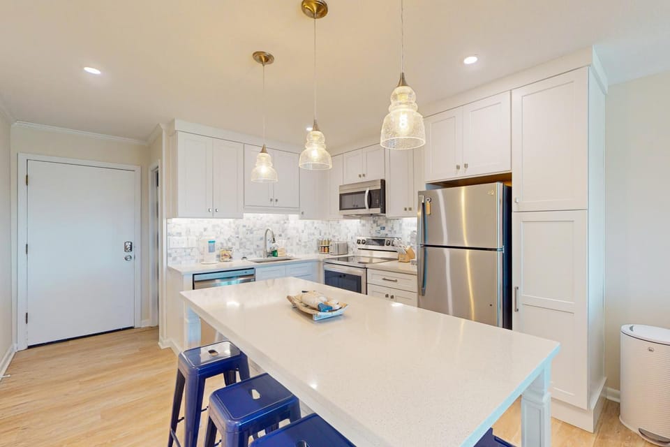 ABSS151 Seaspray 305 House in Atlantic Beach