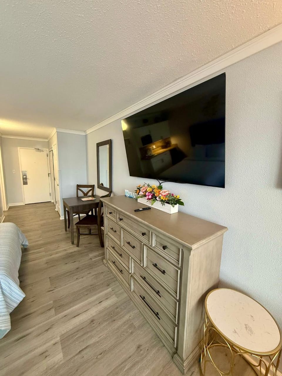 Newly renovated unit Ocean view Beachside Apartment hotel in Myrtle Beach